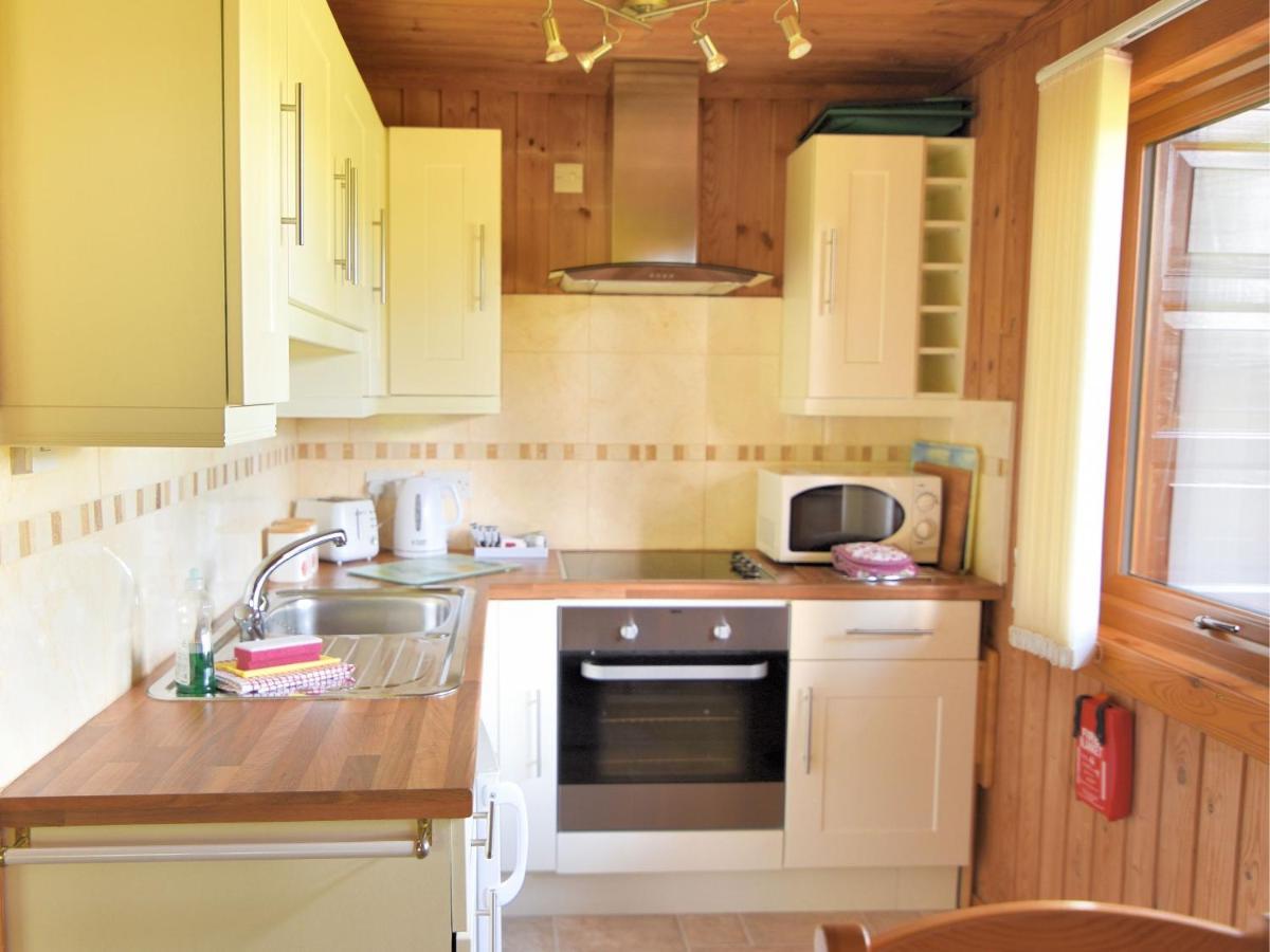 4 Pinewood Retreat Villa Лайм Риджис Екстериор снимка
