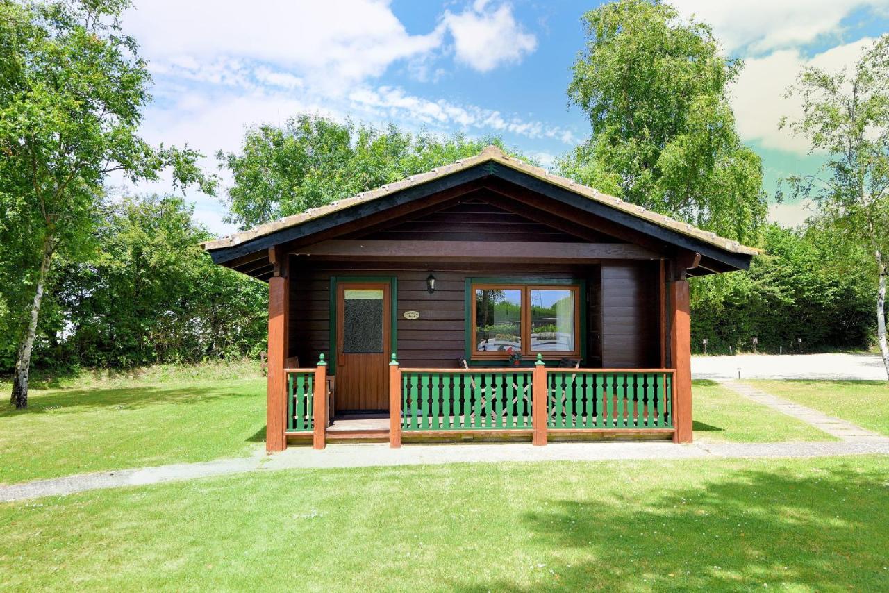 4 Pinewood Retreat Villa Лайм Риджис Екстериор снимка