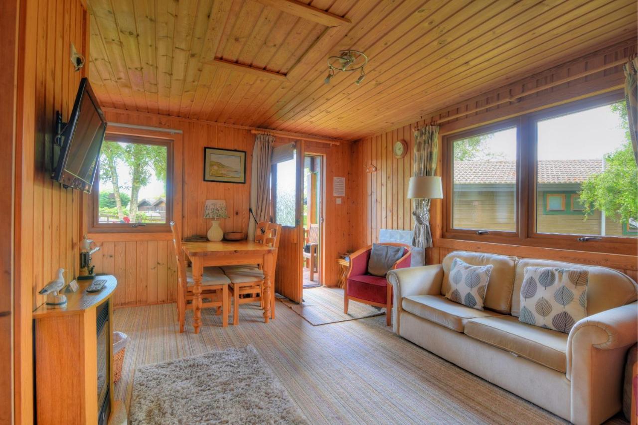 4 Pinewood Retreat Villa Лайм Риджис Екстериор снимка
